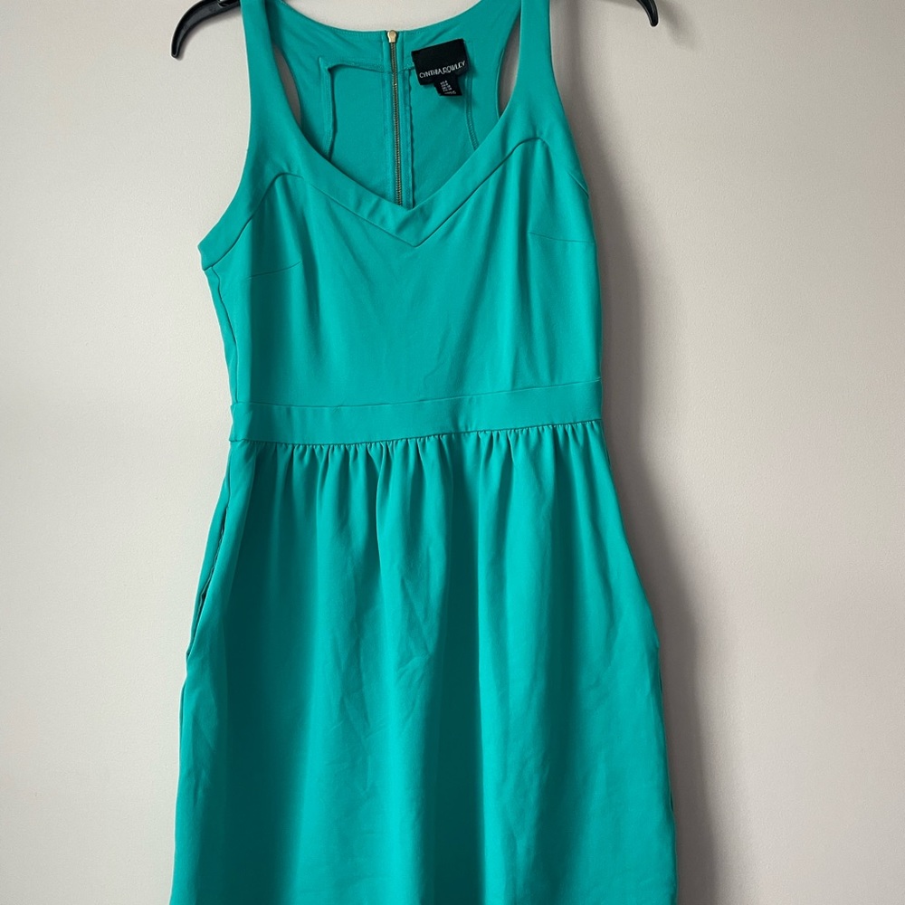 Teel dress with pockets
Cynthia rowley 
6